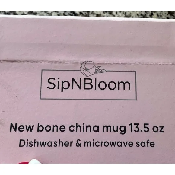 Bone china gift set, china cup, card, and packaged in cute pink box - Picture 2 of 2